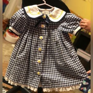 Very pretty dress size 4T